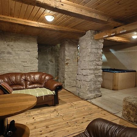 Alevi Holiday Home With Sauna タリン エクステリア 写真
